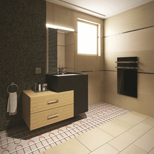 Hotel bathroom 2.jpg